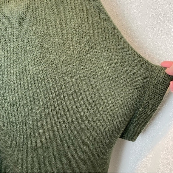 Akemi + Kin Anthropologie Knit Short Sleeve Poncho - Picture 13 of 16